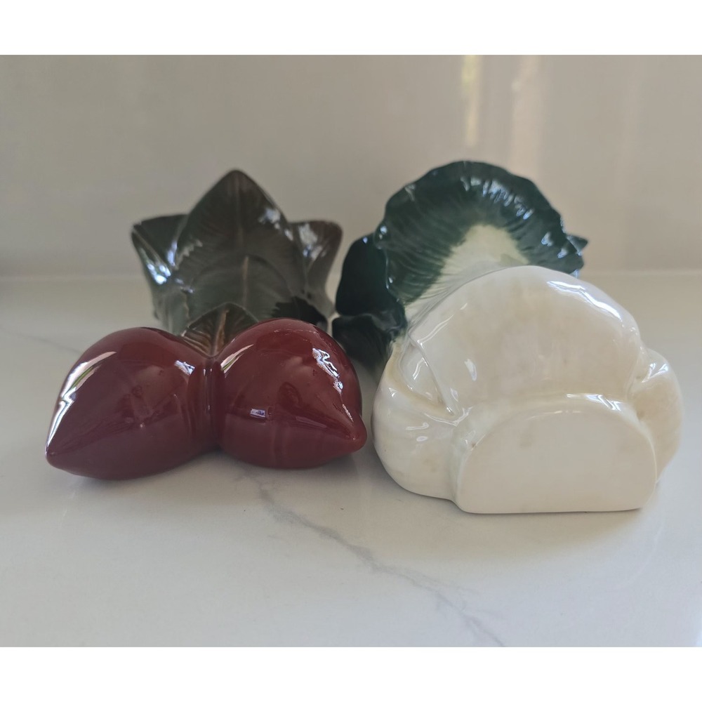 Creative Co-op Embossed Cabbage Radish Shaped Wall‎ Vase Planters Set Of Two New - Picture 2 of 8